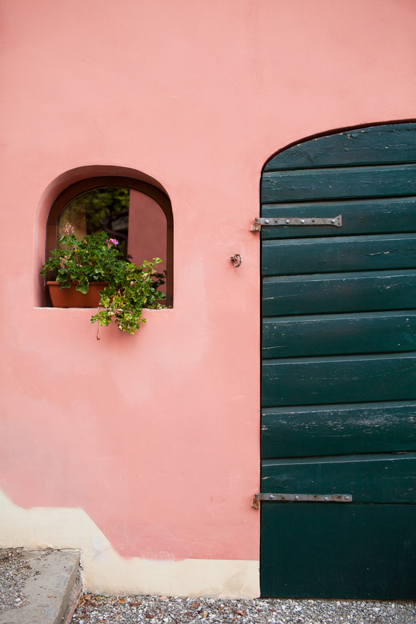 Pink and Turquoise Walls at  La Torre
