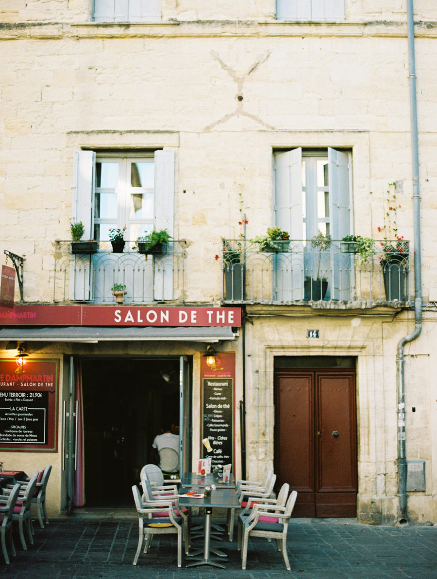 Outdoor Dining in Uzes France