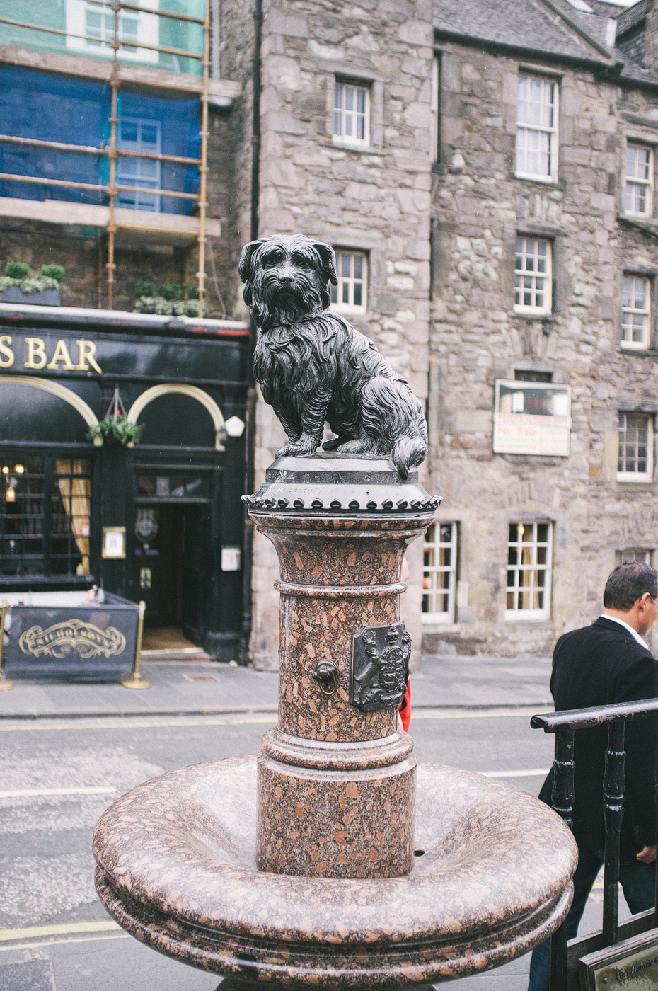 Edinburgh Puppy Statue