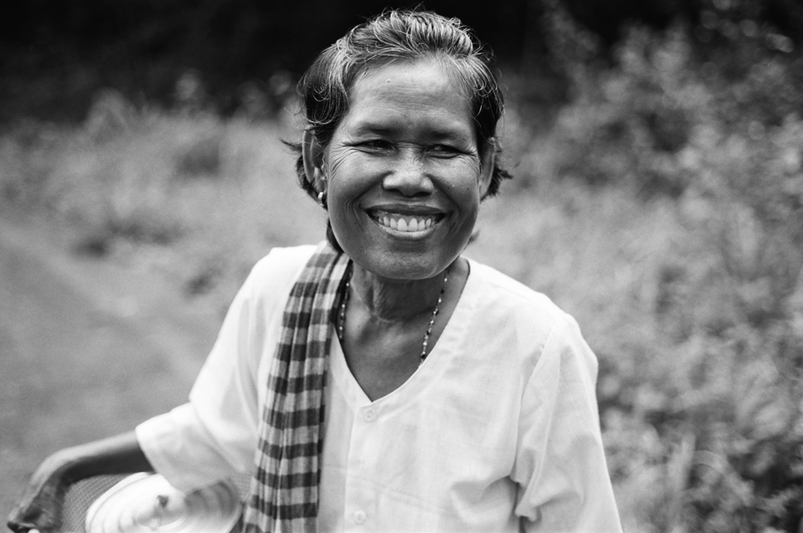 Woman in Koh Sralao Cambodia