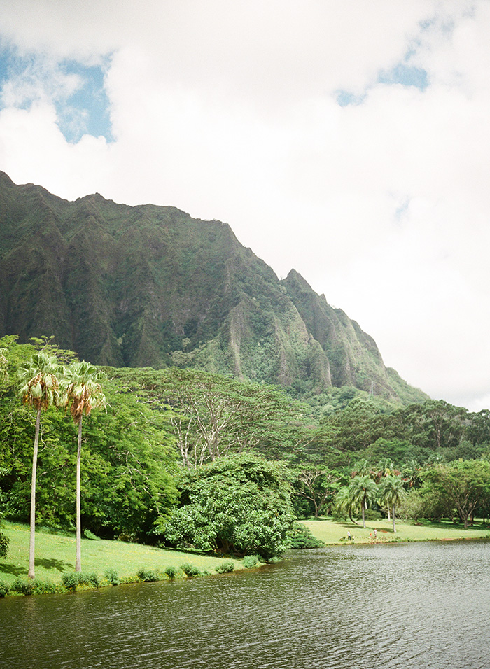 Mountainous Landscape of Oahu