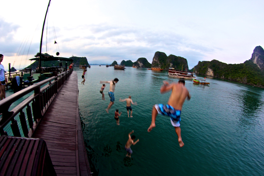 Bridge Jumping at Ha Long Bay Vietnam