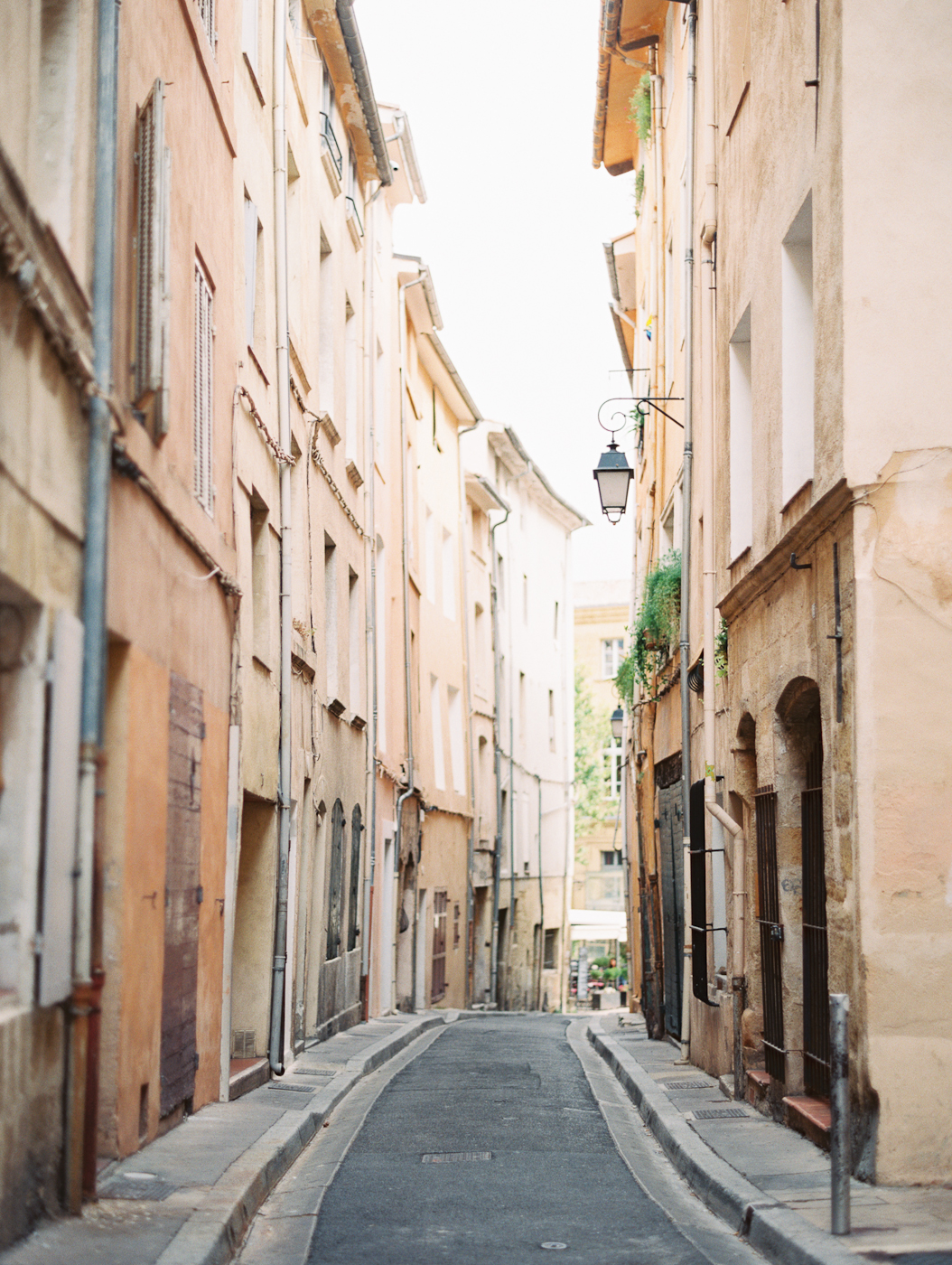 Narrow Alley in Aix en Provence
