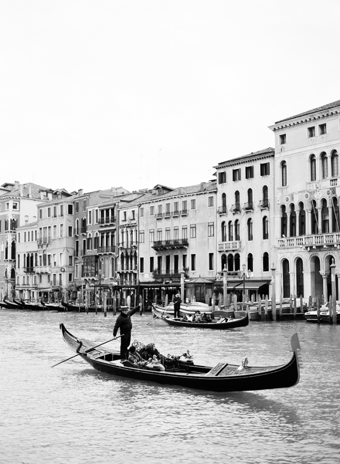 Venice in Black and White Entouriste